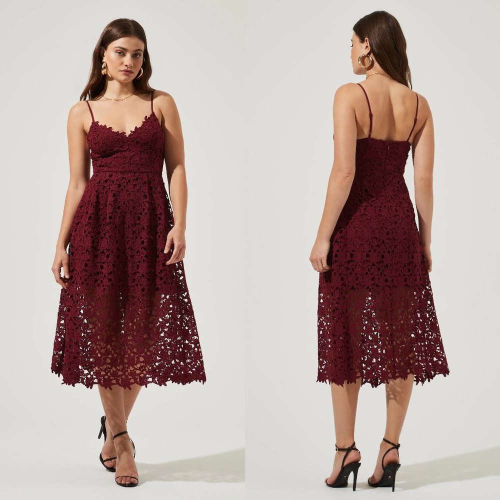 ASTR the label lace A line midi dress